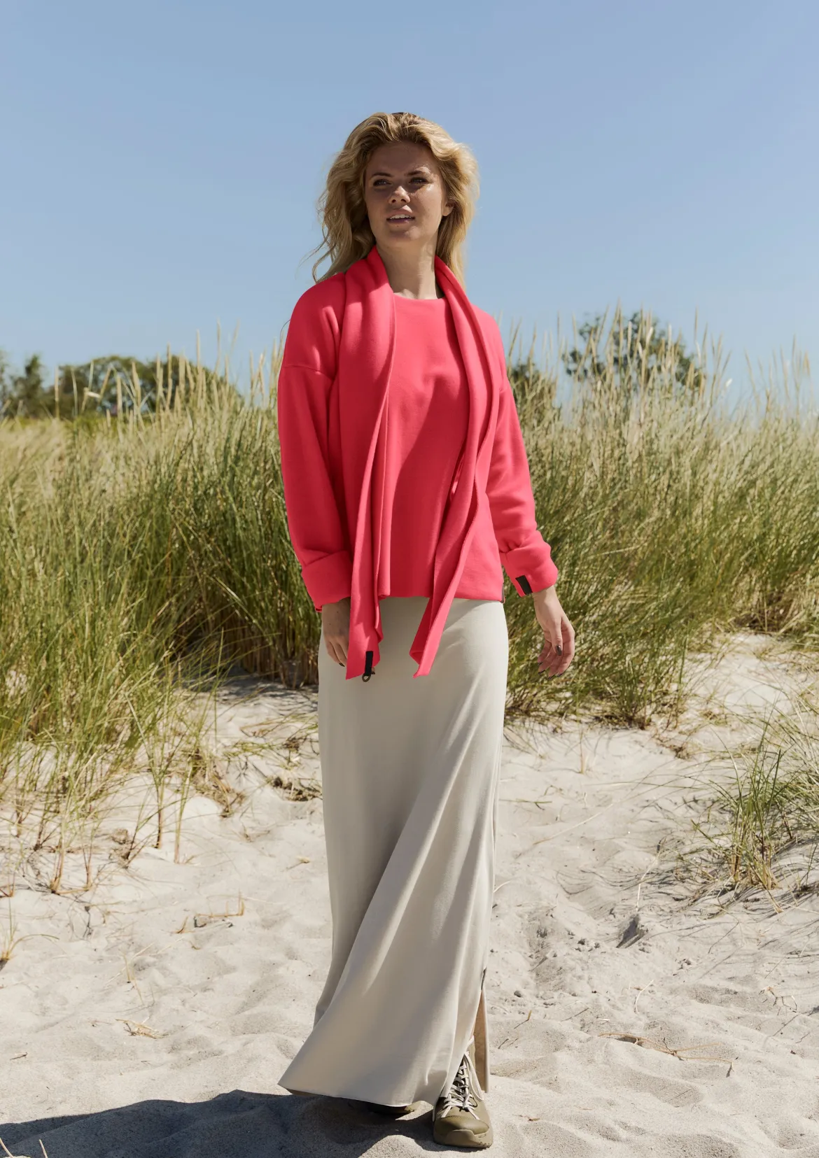 BLUSE RUNDEM AUSSCHNITT