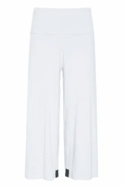 HOSE MIT FALTEN AN DER TAILLE