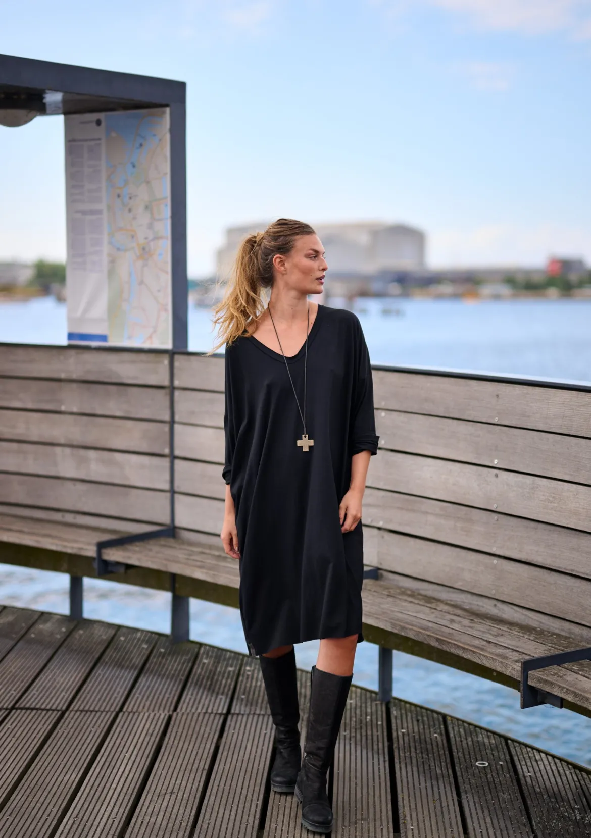 KLEID OVERSIZE