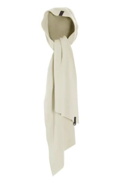 SCARF MIT MÜTZE