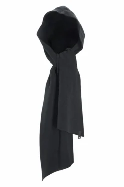 SCARF MIT MÜTZE