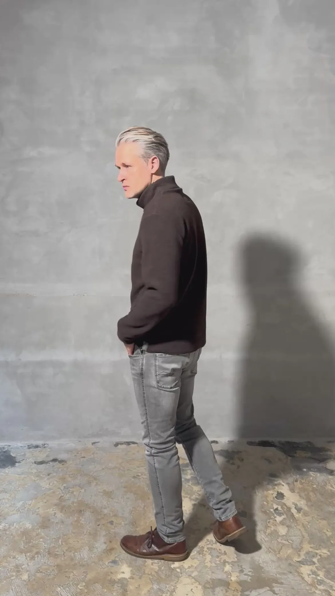 SWEATER M/ HOHEM KRAGEN