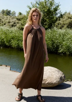 TRÄGERKLEID