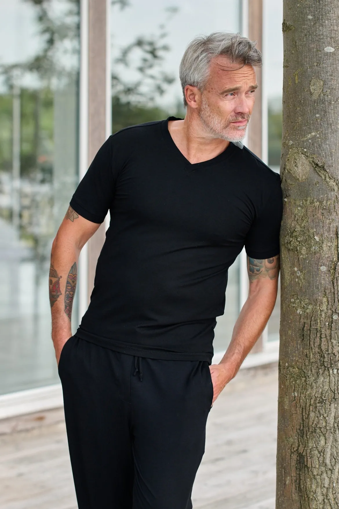 T-SHIRT