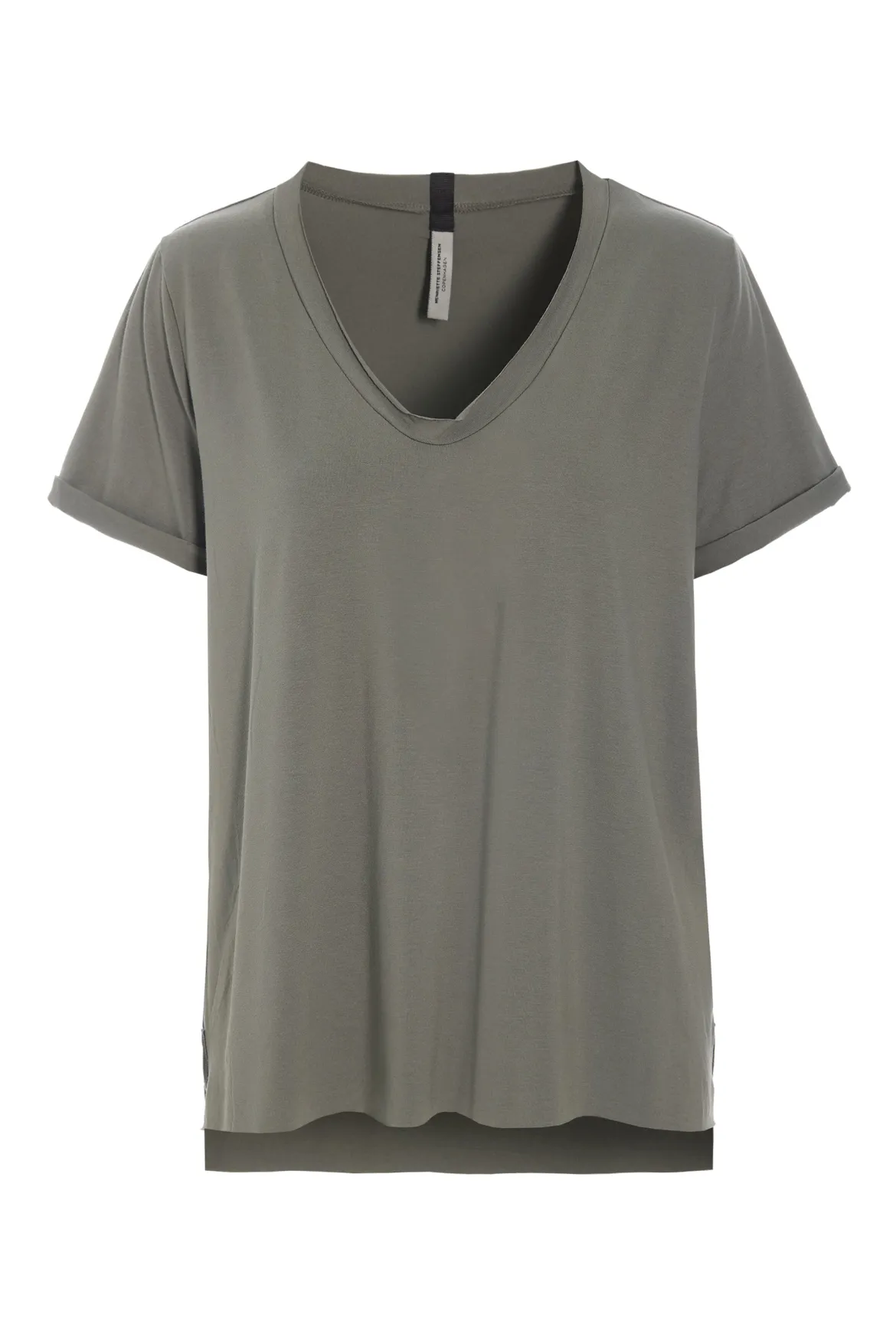 V-NECK TEE